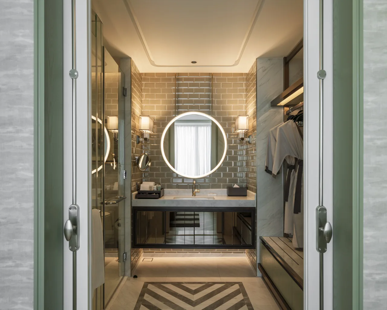 Governor Suite powder room – arch motif & marble floor