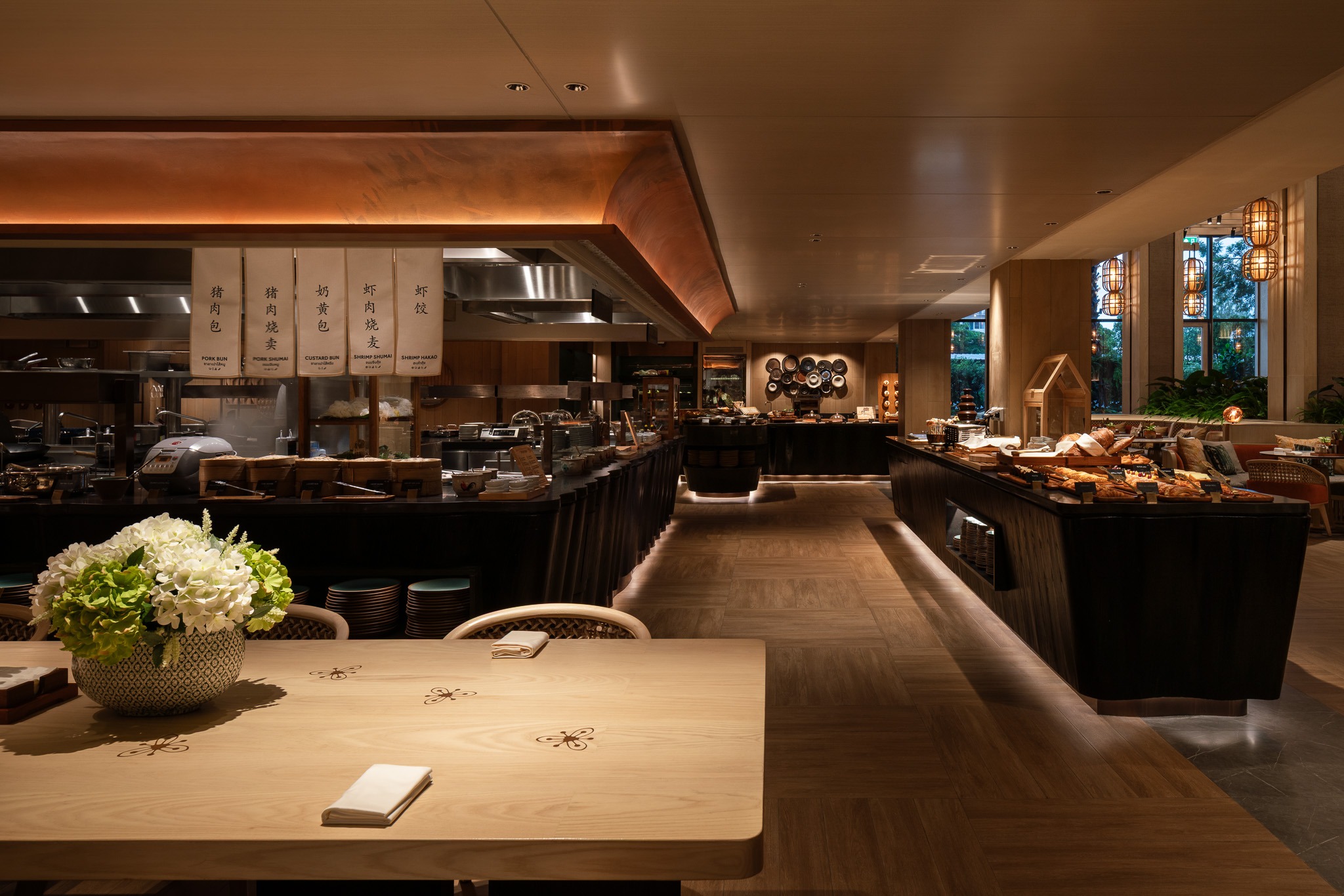Goji Kitchen Grill & Bar ALL DAY DINING at Pattaya Marriott Resort designed by PIA Interior.