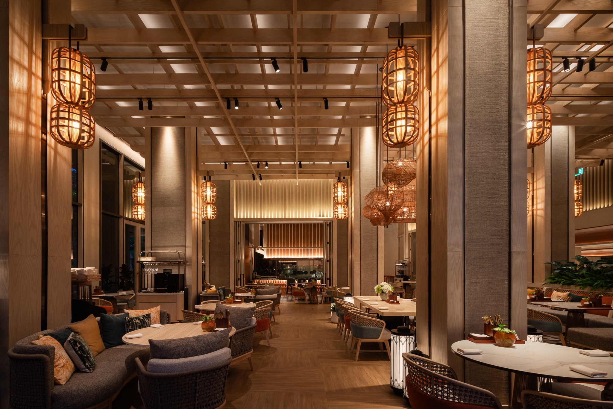 Goji Kitchen Grill & Bar ALL DAY DINING at Pattaya Marriott Resort designed by PIA Interior.