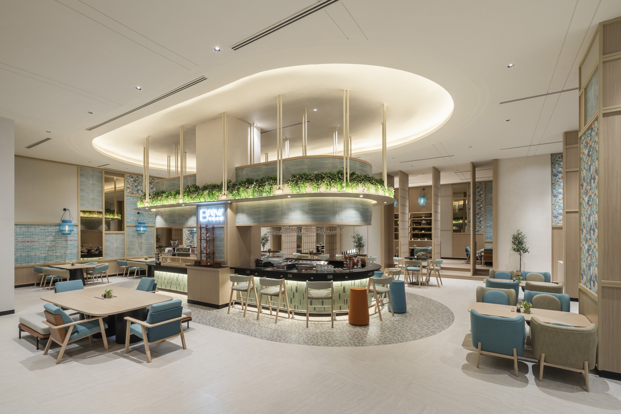 Brew & Bar interior at Holiday Inn Pattaya, Thailand