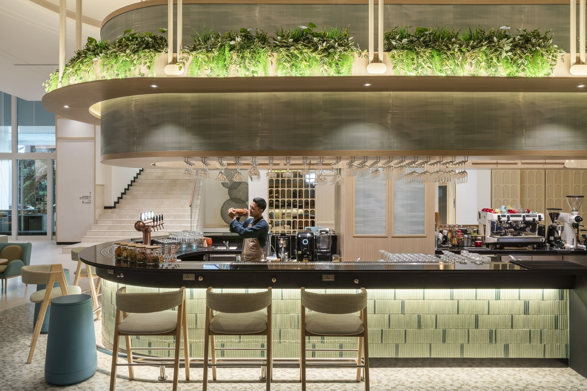 Brew & Bar interior at Holiday Inn Pattaya, Thailand